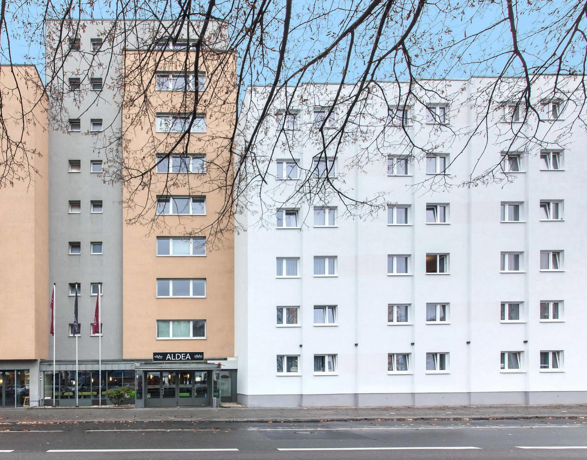 Hotel Aldea Berlin Extérieur photo